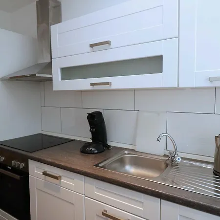 Kompass A 302-303 エッセン